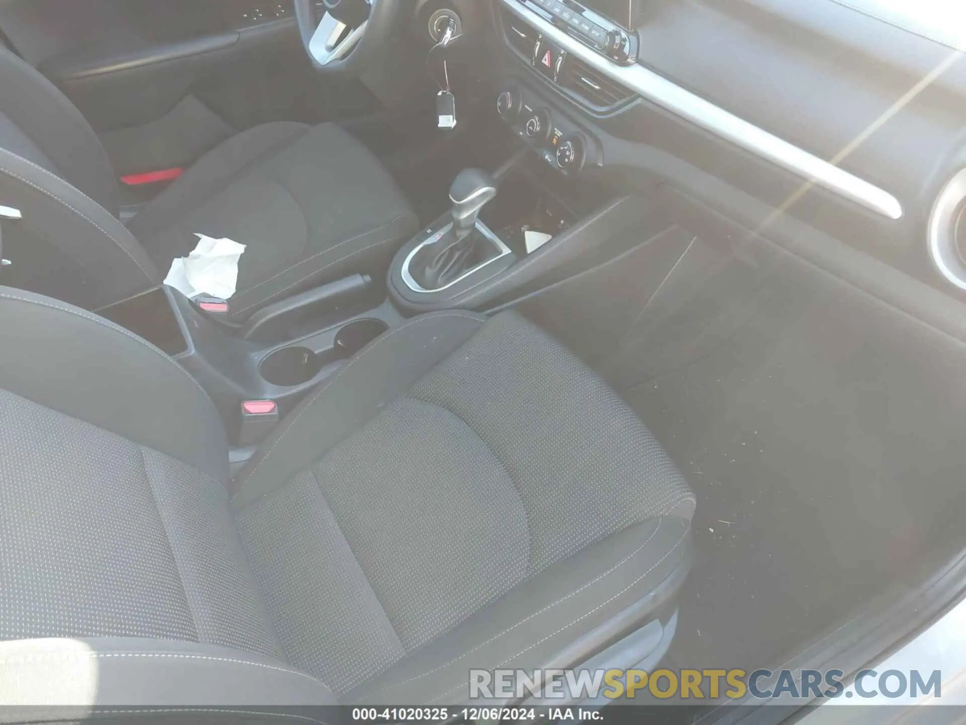 5 Photograph of a damaged car 3KPF24AD8ME268532 KIA FORTE 2021