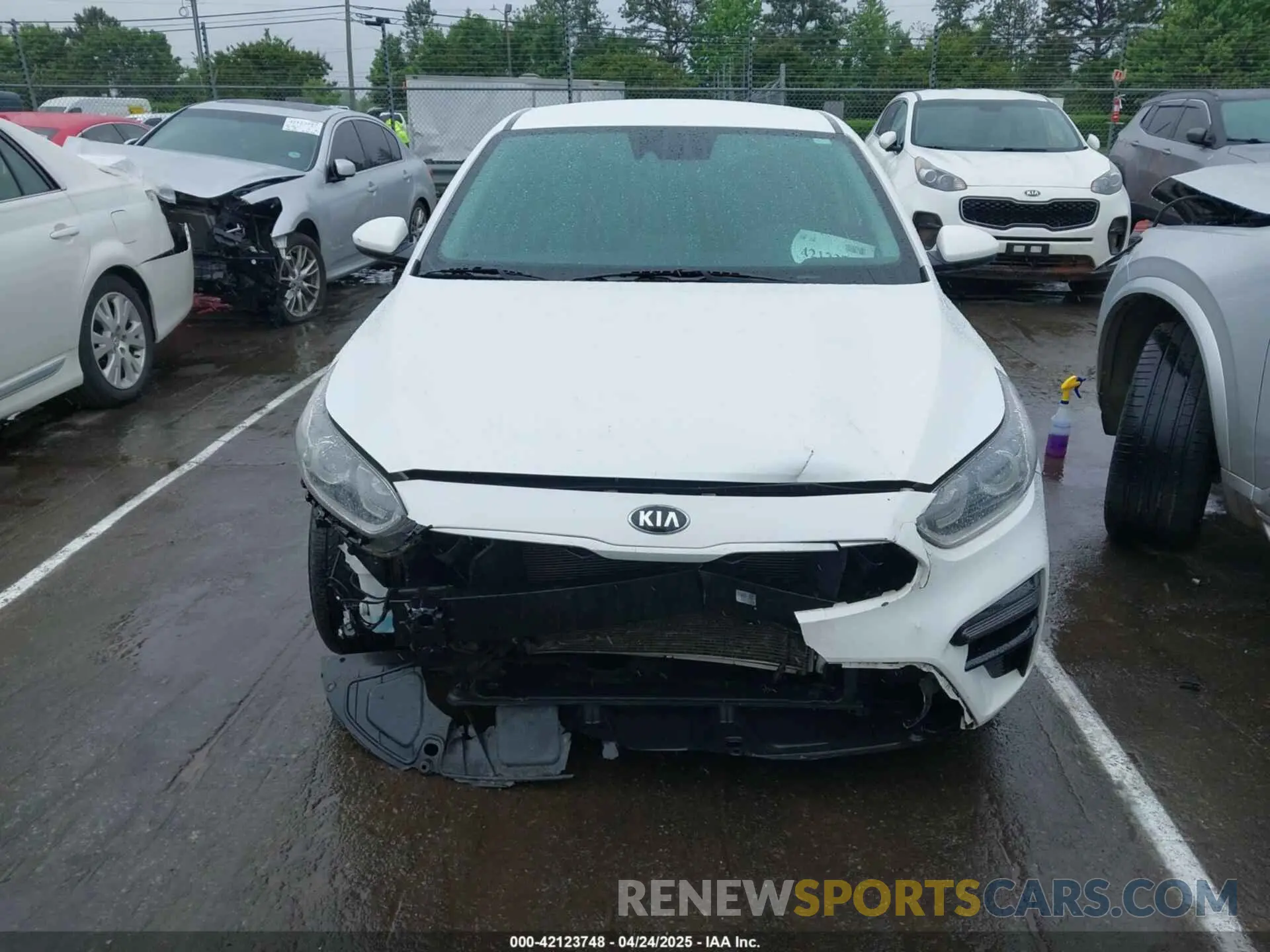 12 Photograph of a damaged car 3KPF24AD8ME276839 KIA FORTE 2021