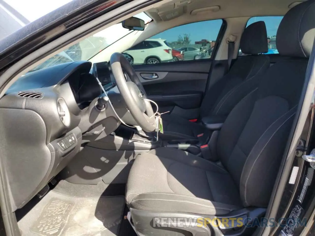 7 Photograph of a damaged car 3KPF24AD8ME280065 KIA FORTE 2021