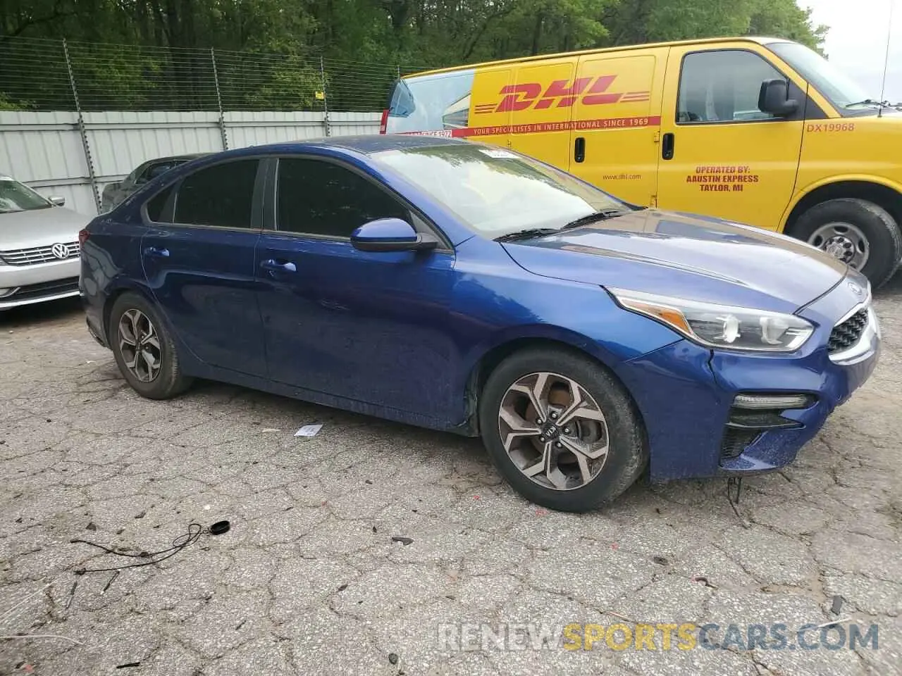 4 Photograph of a damaged car 3KPF24AD8ME292443 KIA FORTE 2021