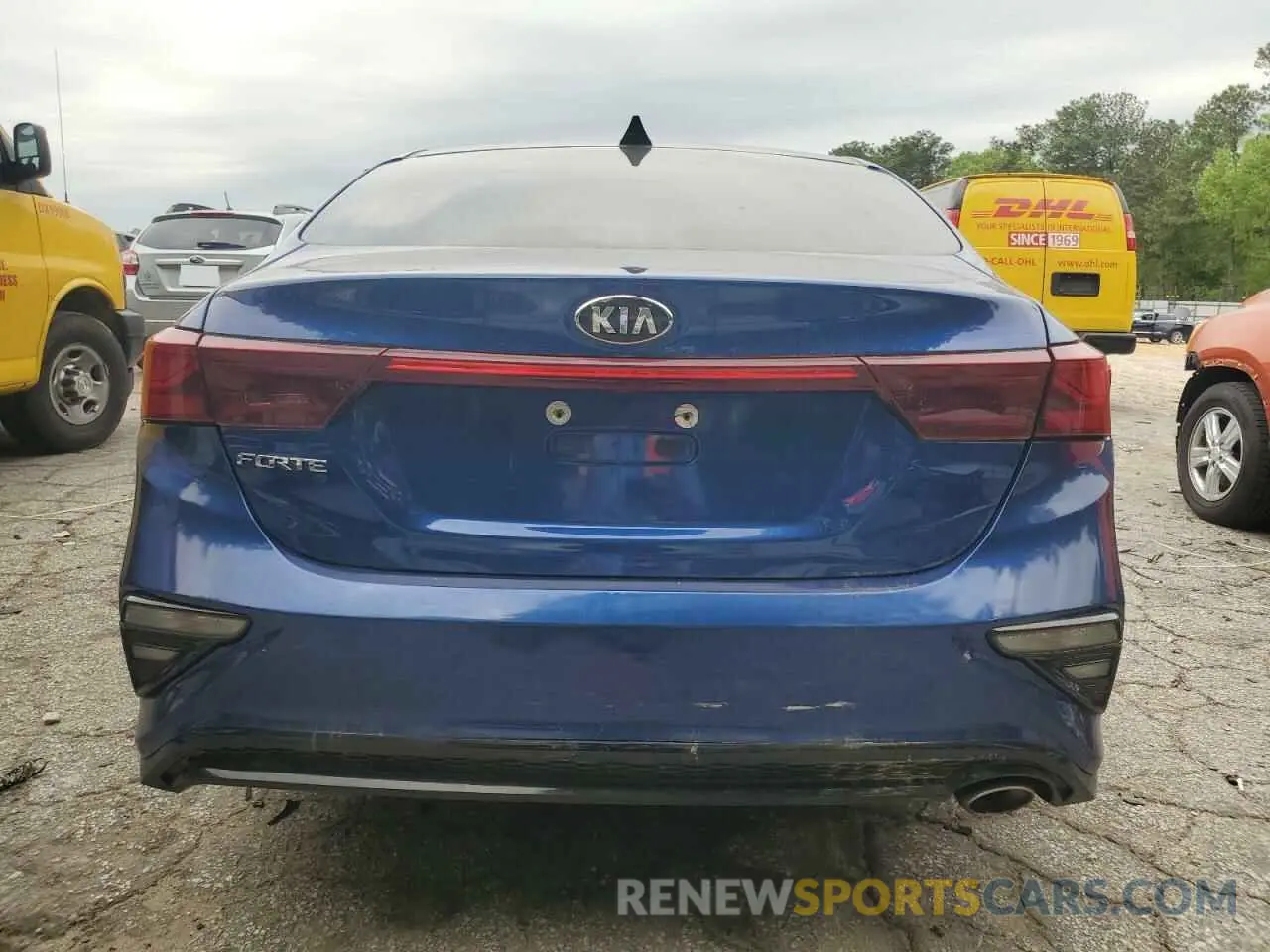 6 Photograph of a damaged car 3KPF24AD8ME292443 KIA FORTE 2021