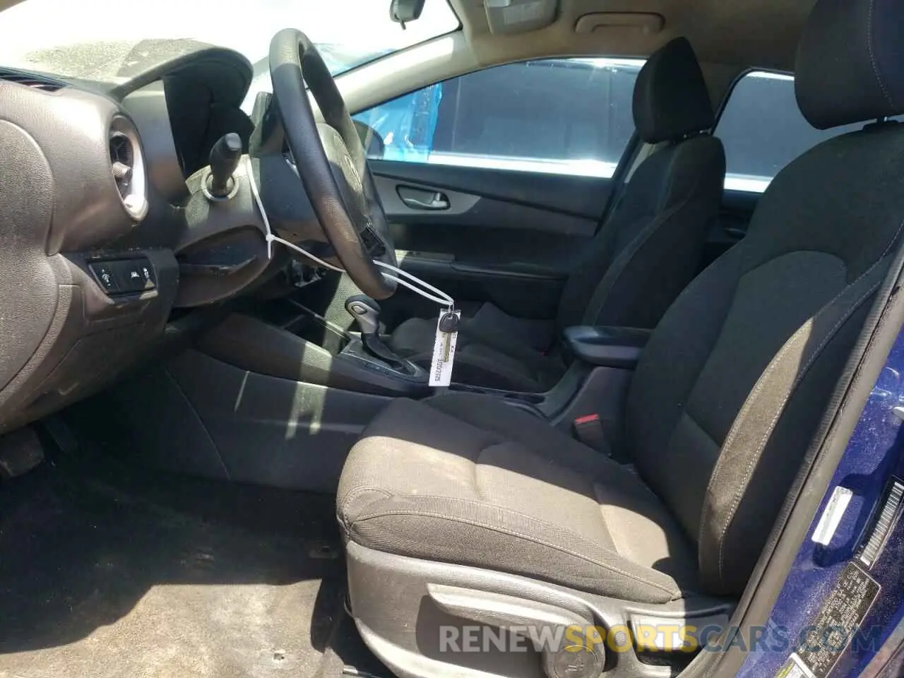 7 Photograph of a damaged car 3KPF24AD8ME292443 KIA FORTE 2021