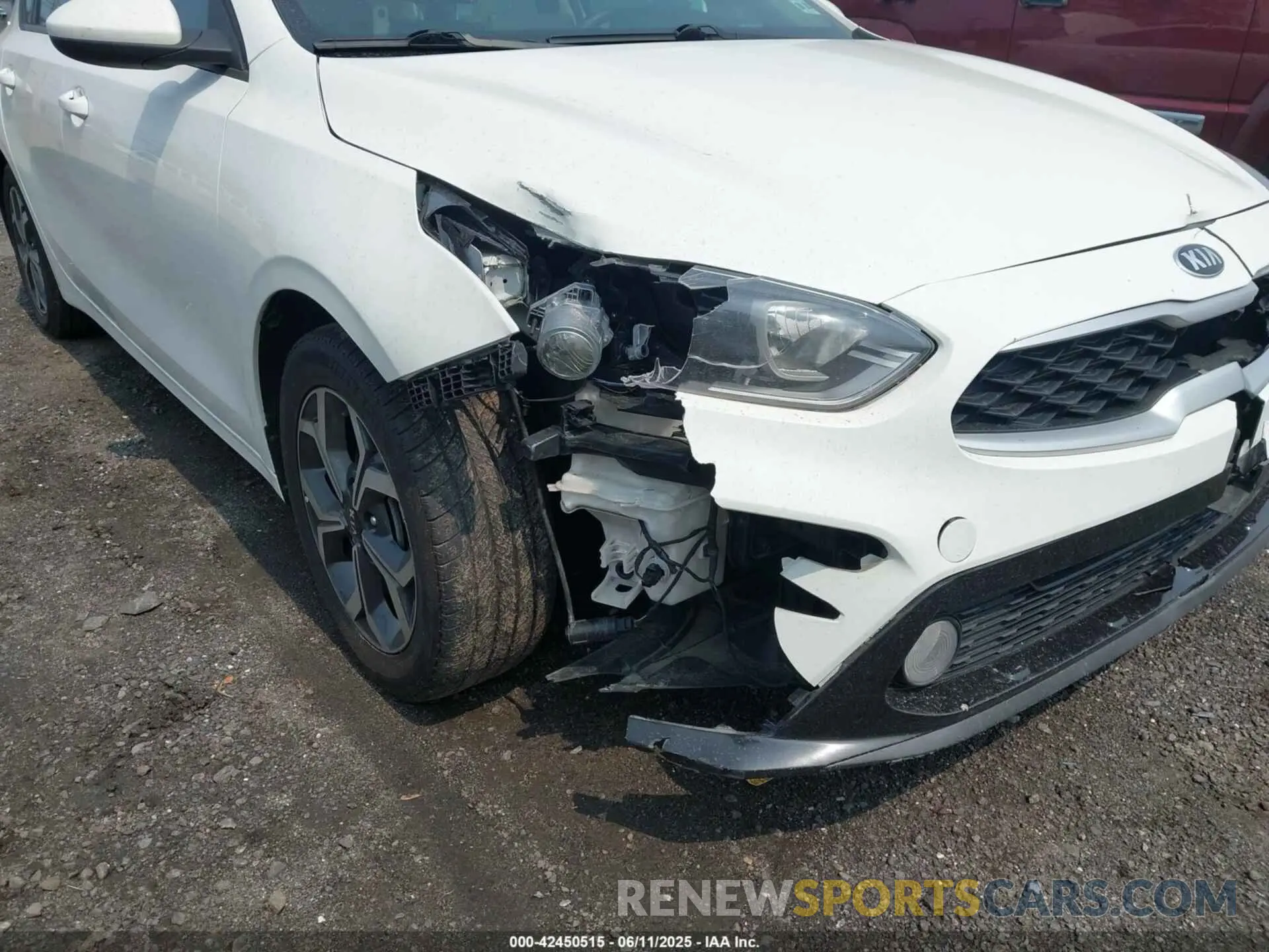 6 Photograph of a damaged car 3KPF24AD8ME292779 KIA FORTE 2021