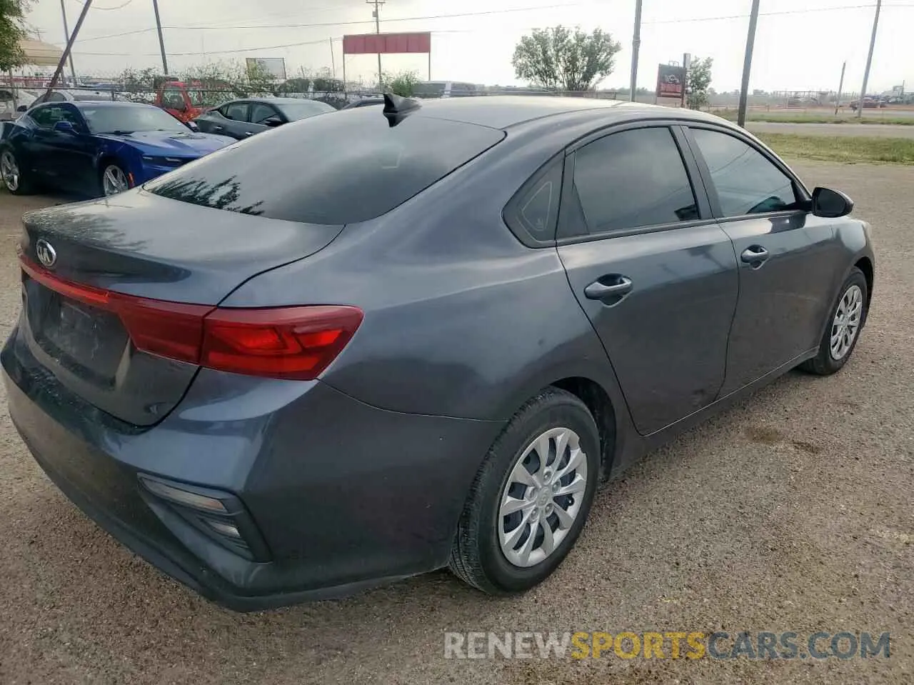 4 Photograph of a damaged car 3KPF24AD8ME301058 KIA FORTE 2021