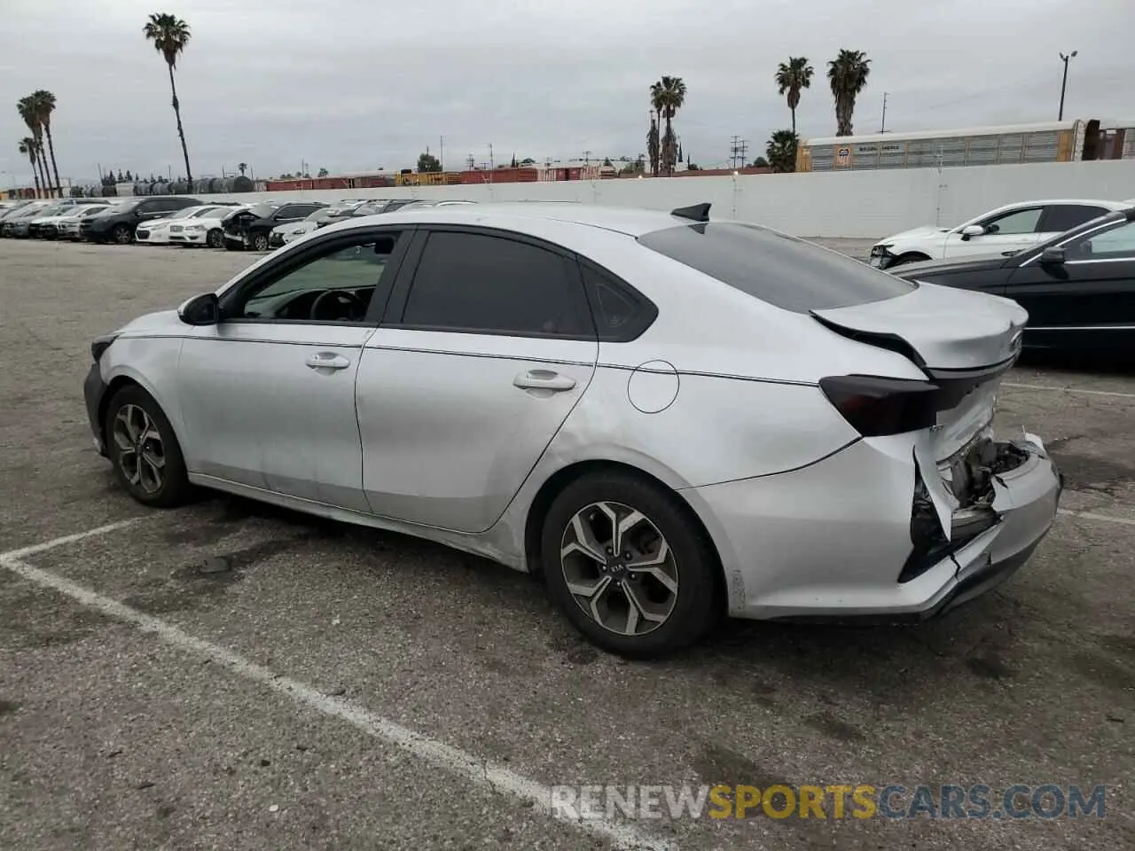 2 Photograph of a damaged car 3KPF24AD8ME305045 KIA FORTE 2021