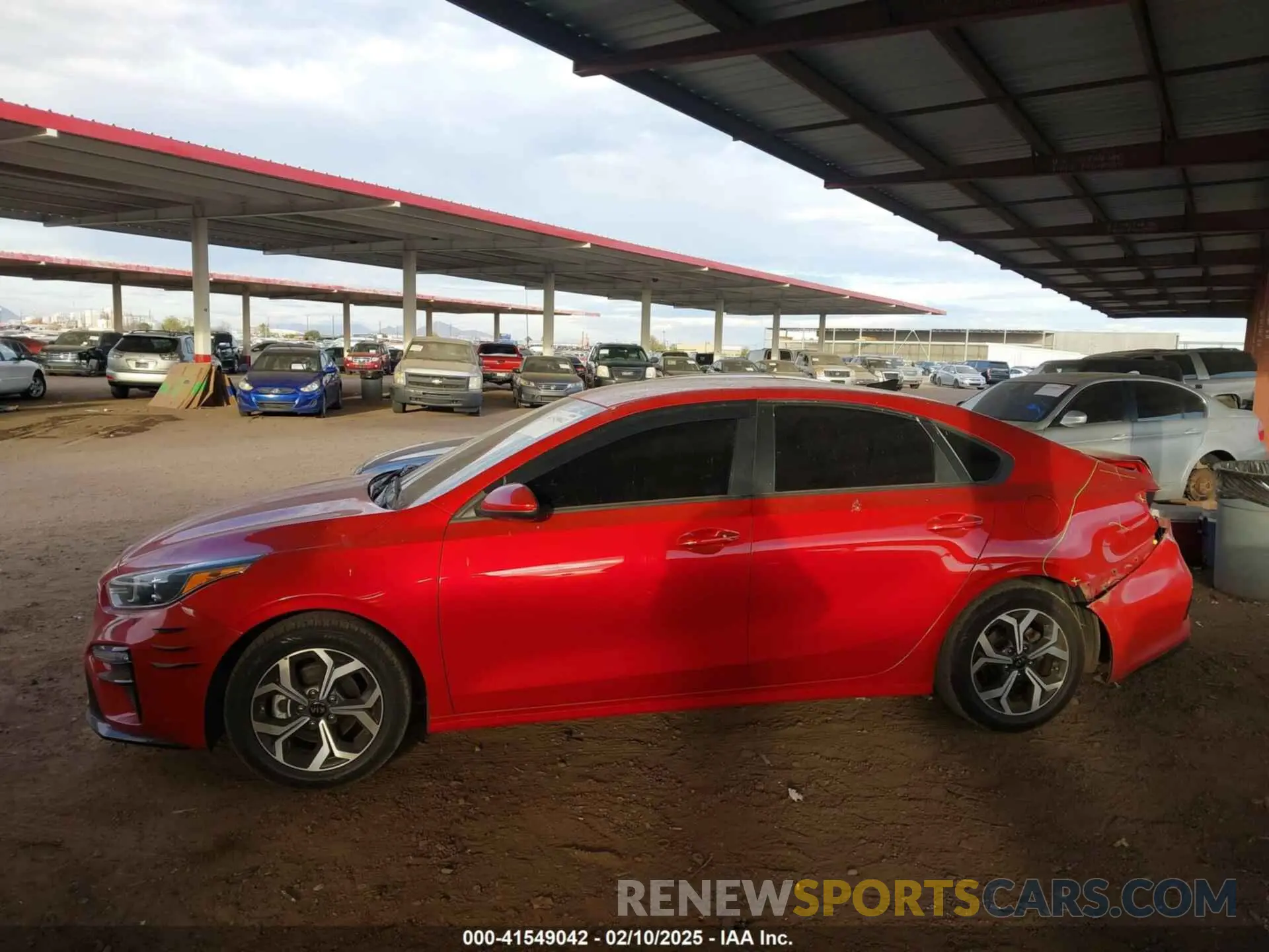 14 Photograph of a damaged car 3KPF24AD8ME309063 KIA FORTE 2021