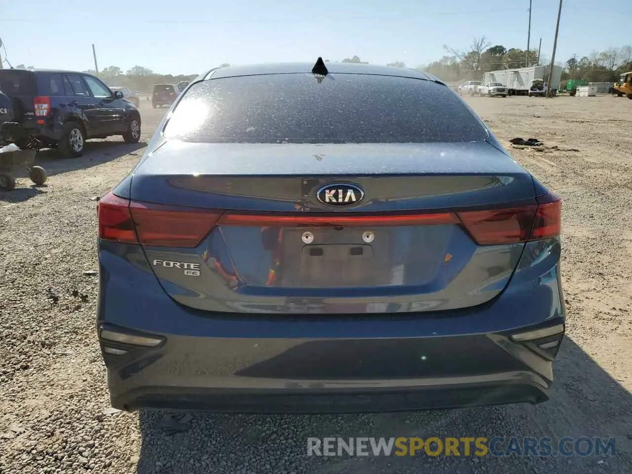6 Photograph of a damaged car 3KPF24AD8ME323058 KIA FORTE 2021