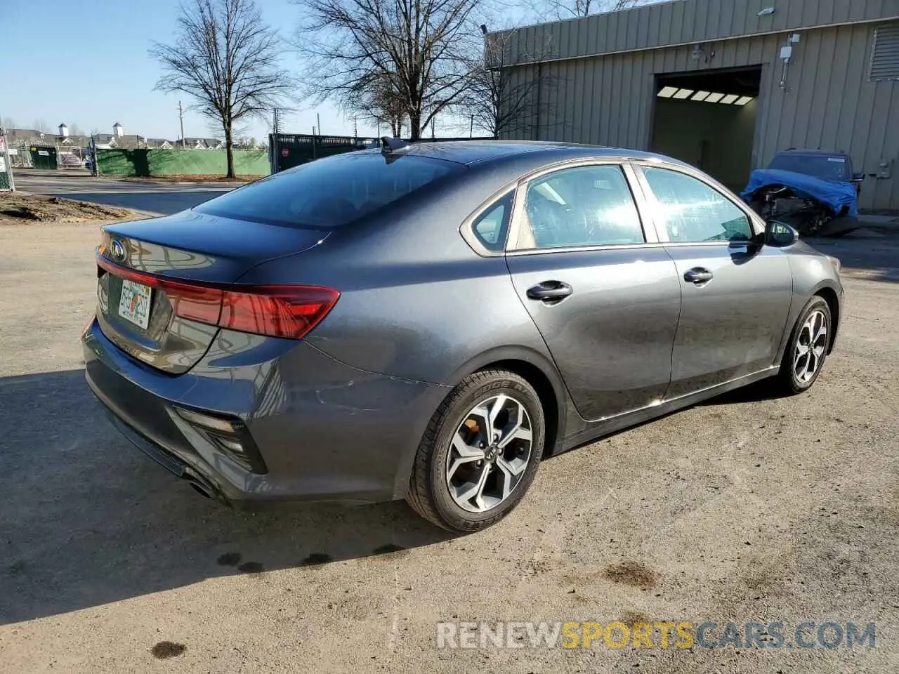 3 Photograph of a damaged car 3KPF24AD8ME324887 KIA FORTE 2021