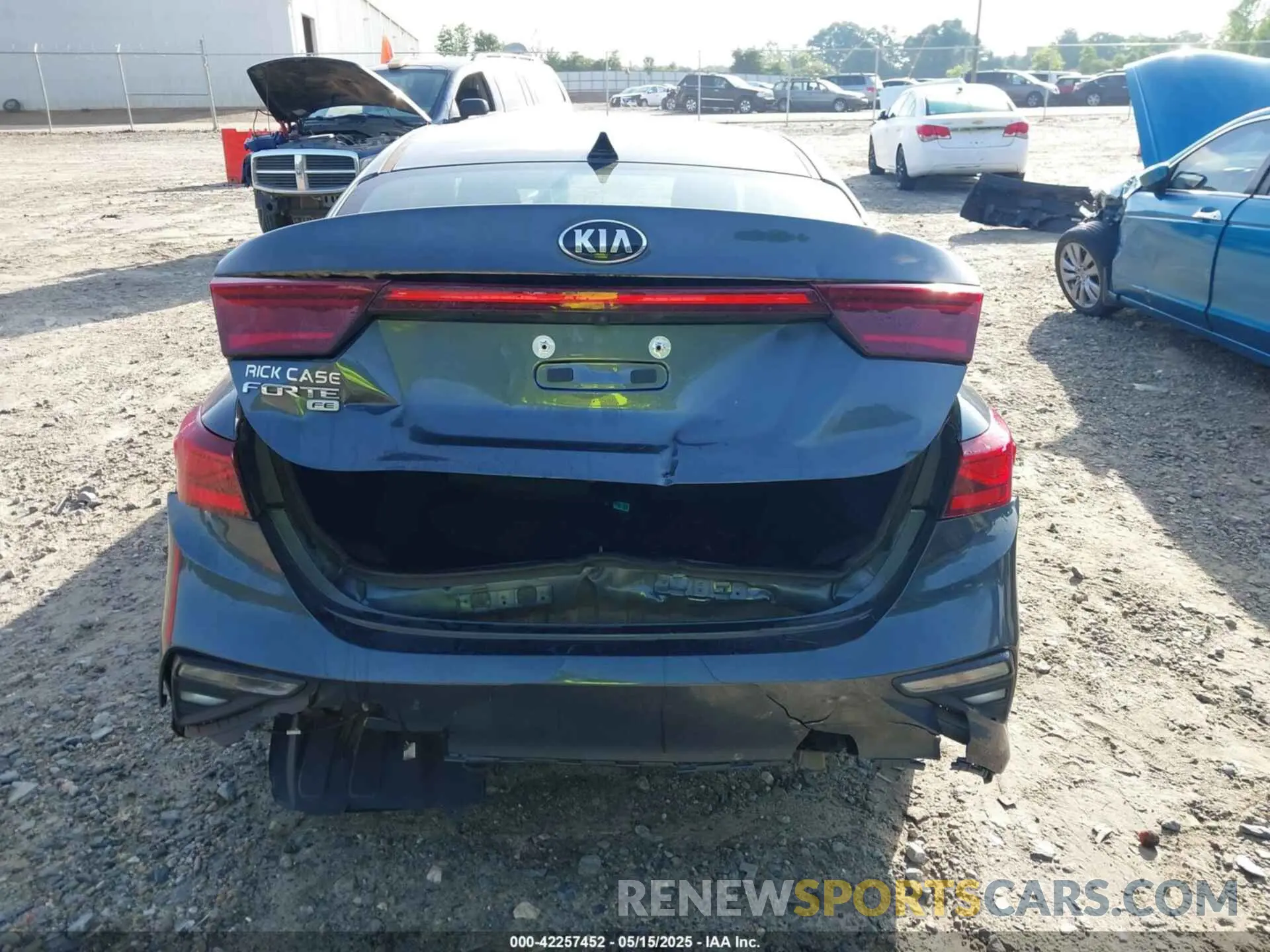 16 Photograph of a damaged car 3KPF24AD8ME327188 KIA FORTE 2021