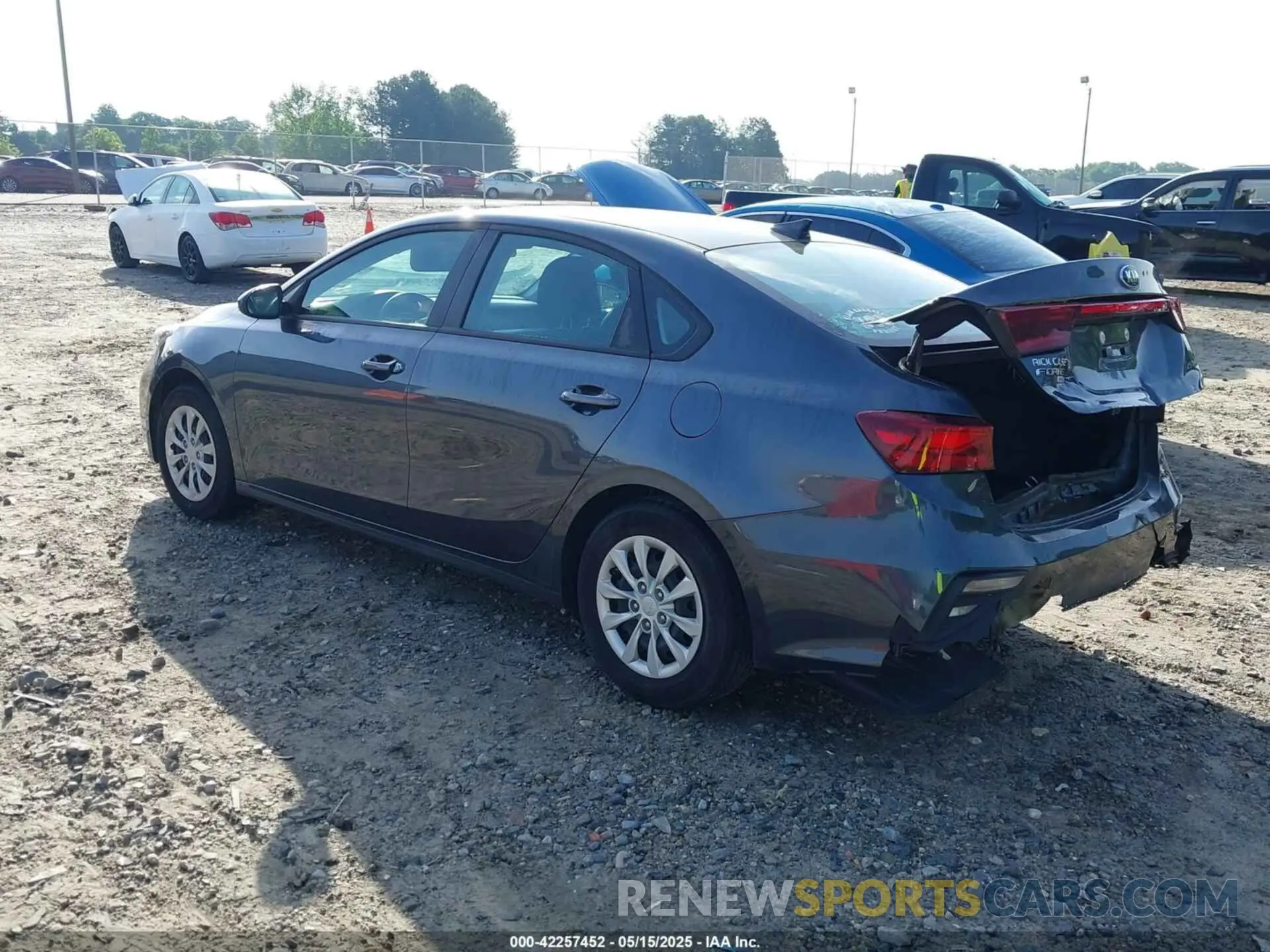 3 Photograph of a damaged car 3KPF24AD8ME327188 KIA FORTE 2021