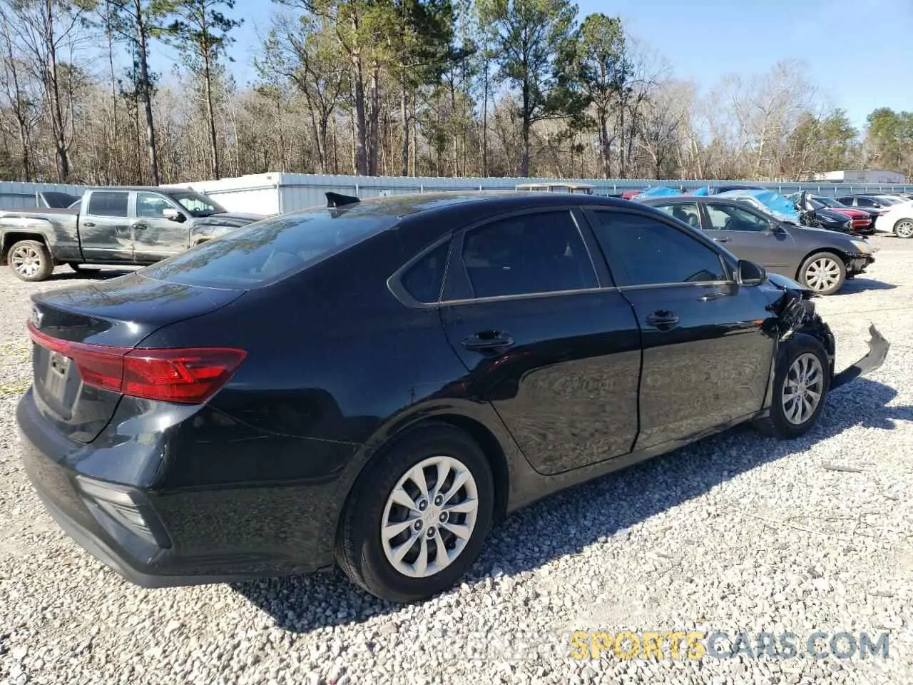 3 Photograph of a damaged car 3KPF24AD8ME353774 KIA FORTE 2021