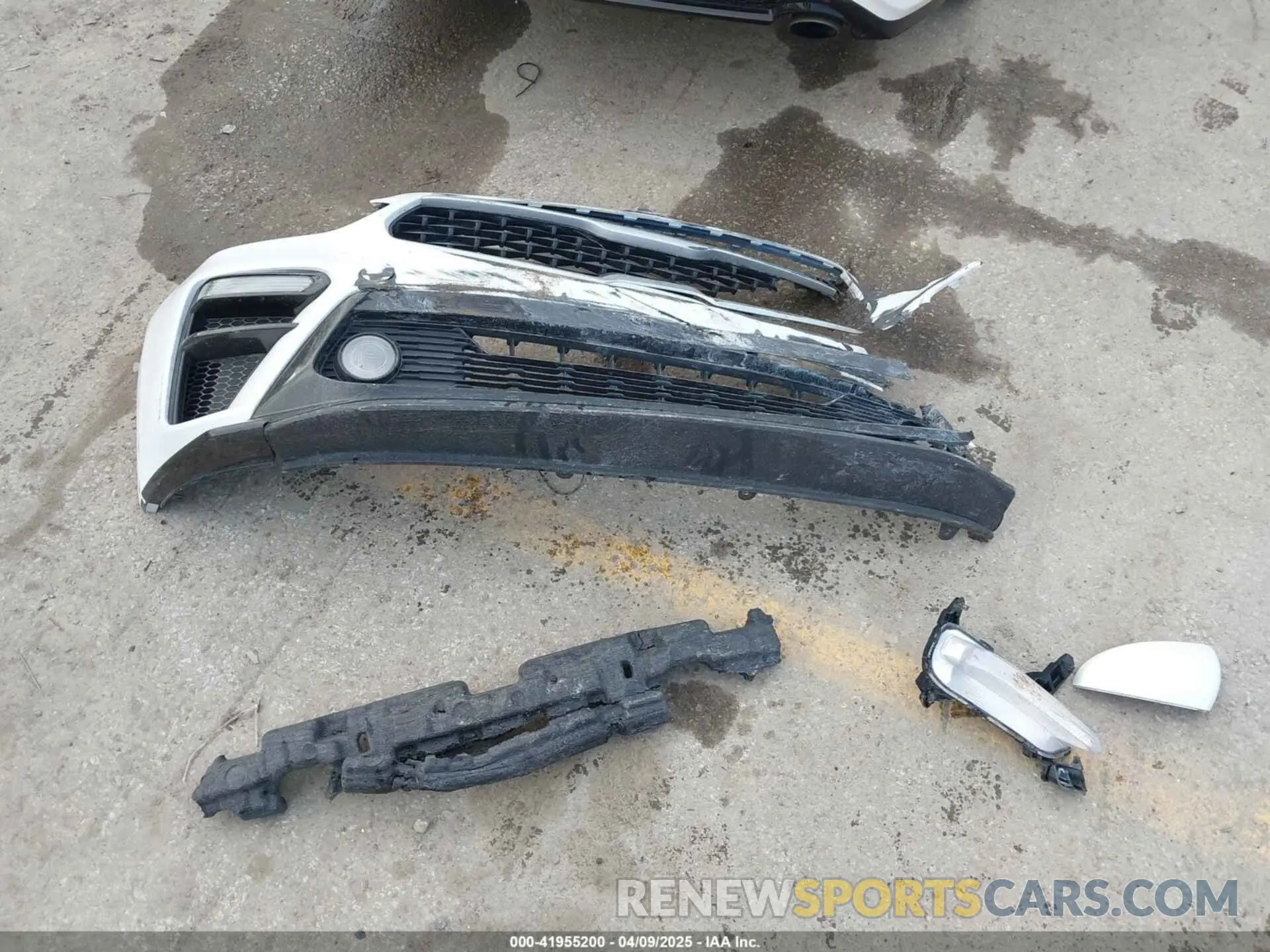 12 Photograph of a damaged car 3KPF24AD8ME360661 KIA FORTE 2021