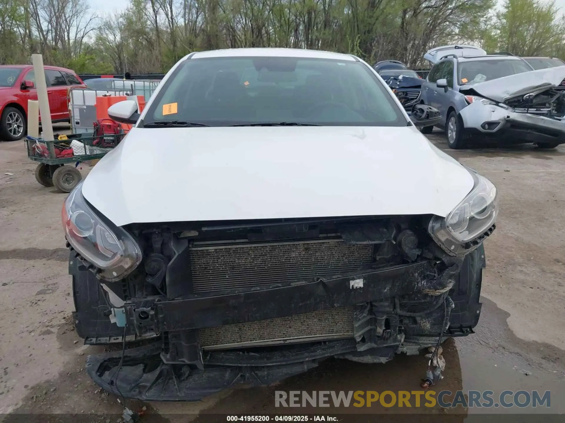13 Photograph of a damaged car 3KPF24AD8ME360661 KIA FORTE 2021