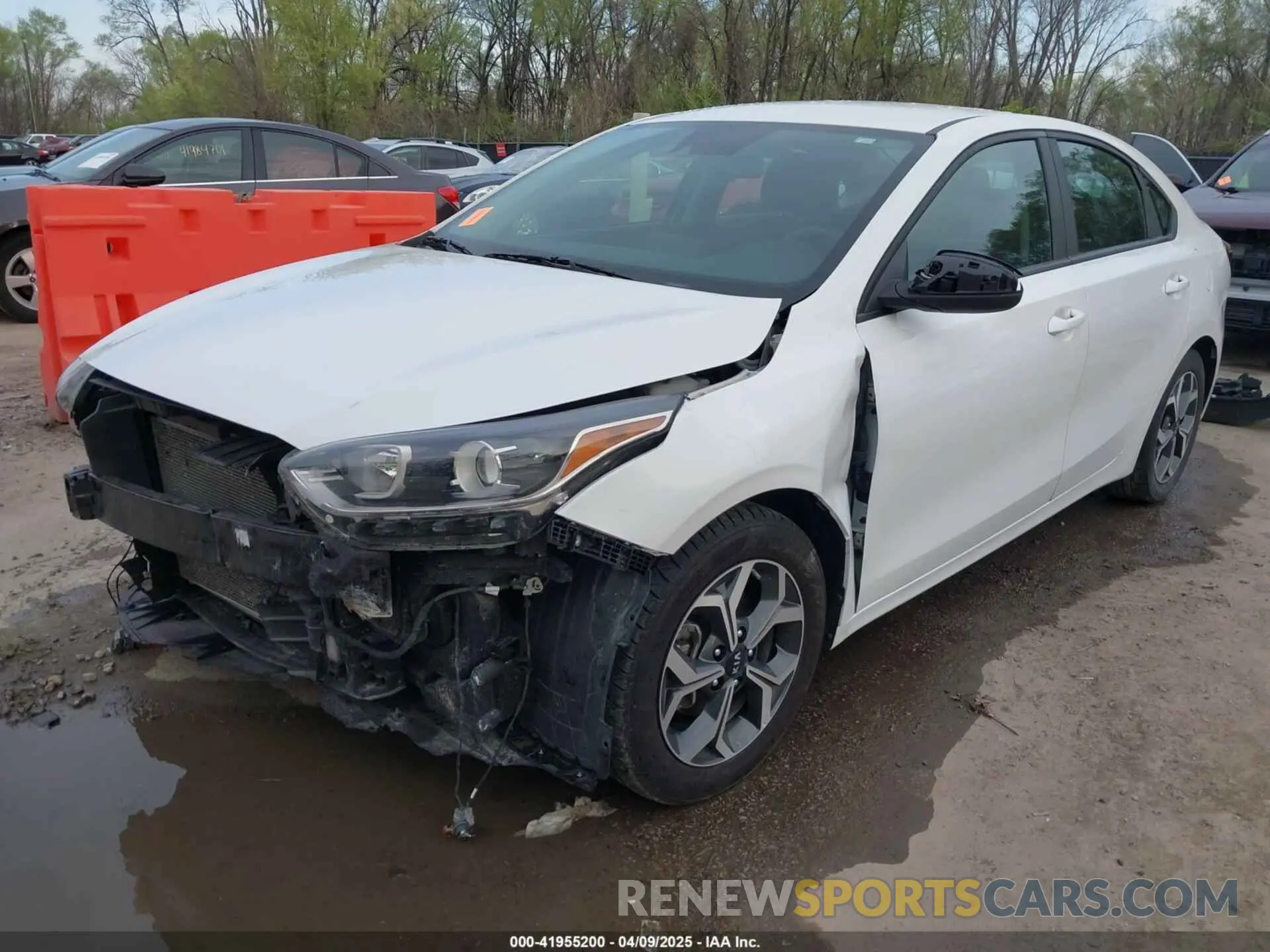 2 Photograph of a damaged car 3KPF24AD8ME360661 KIA FORTE 2021