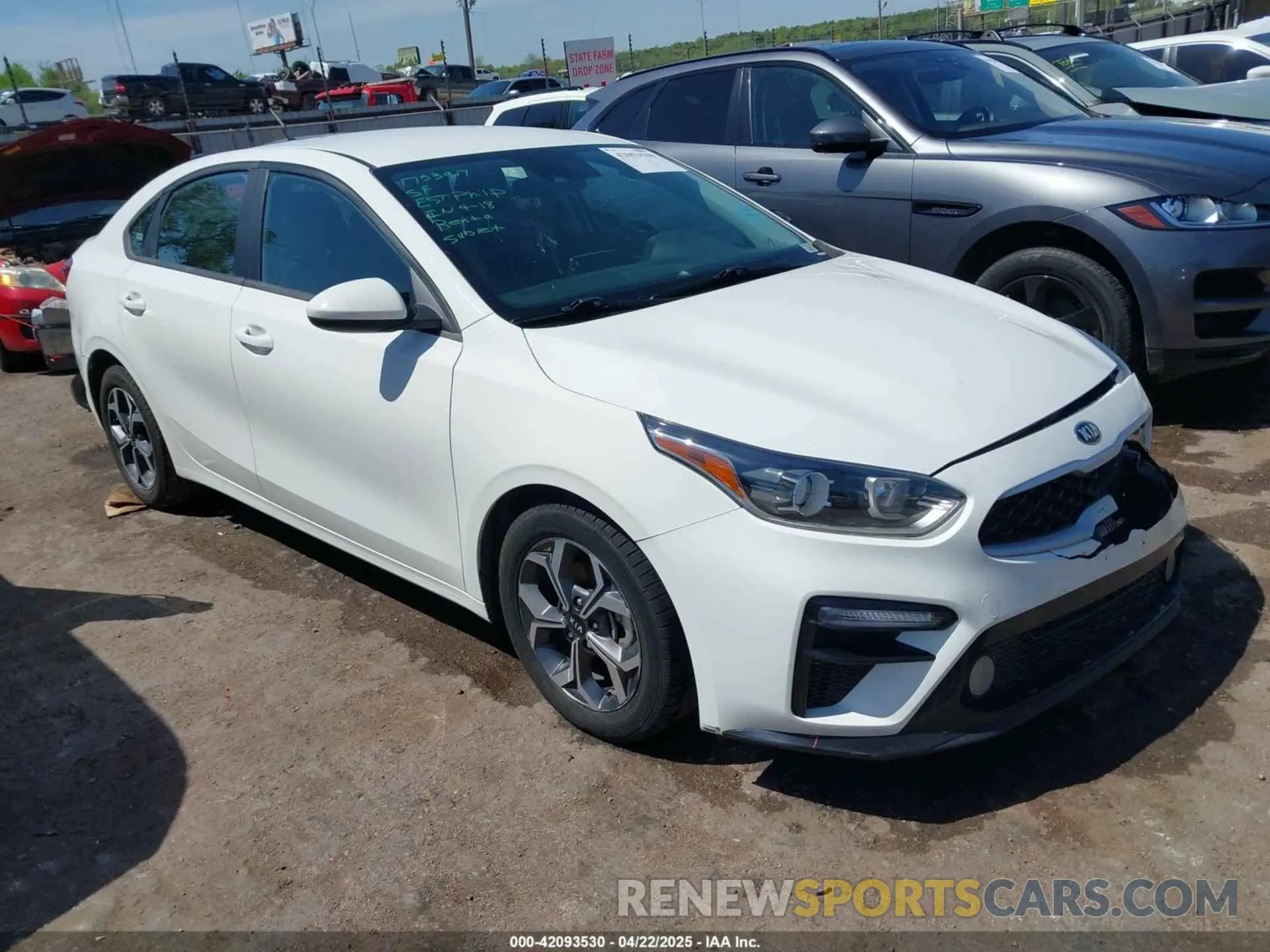 1 Photograph of a damaged car 3KPF24AD8ME363284 KIA FORTE 2021