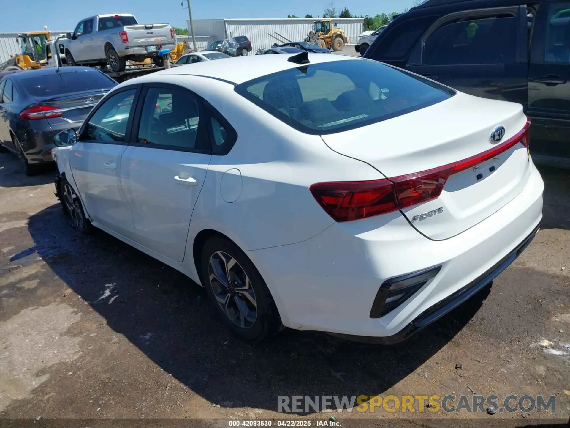 3 Photograph of a damaged car 3KPF24AD8ME363284 KIA FORTE 2021