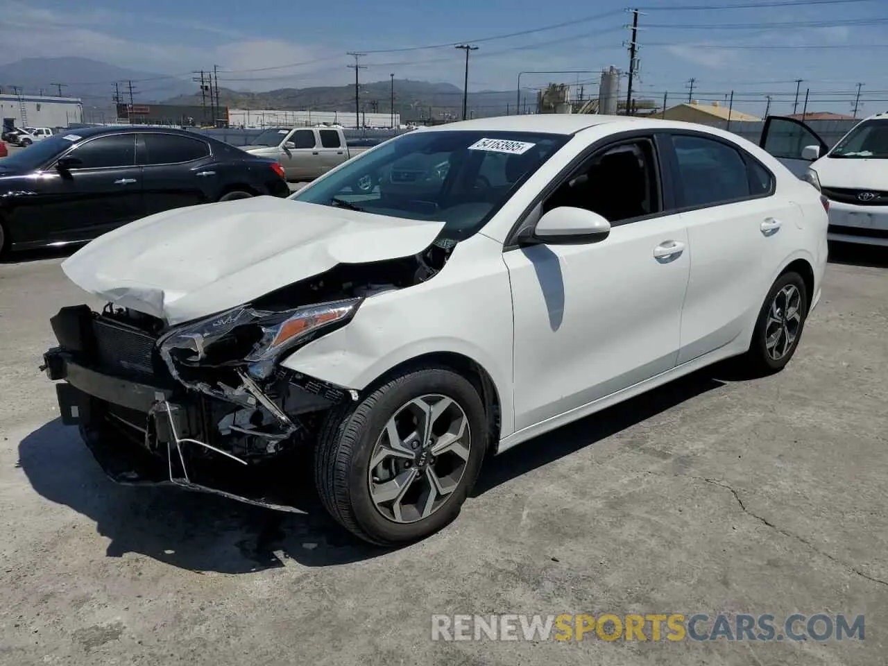 1 Photograph of a damaged car 3KPF24AD8ME364712 KIA FORTE 2021