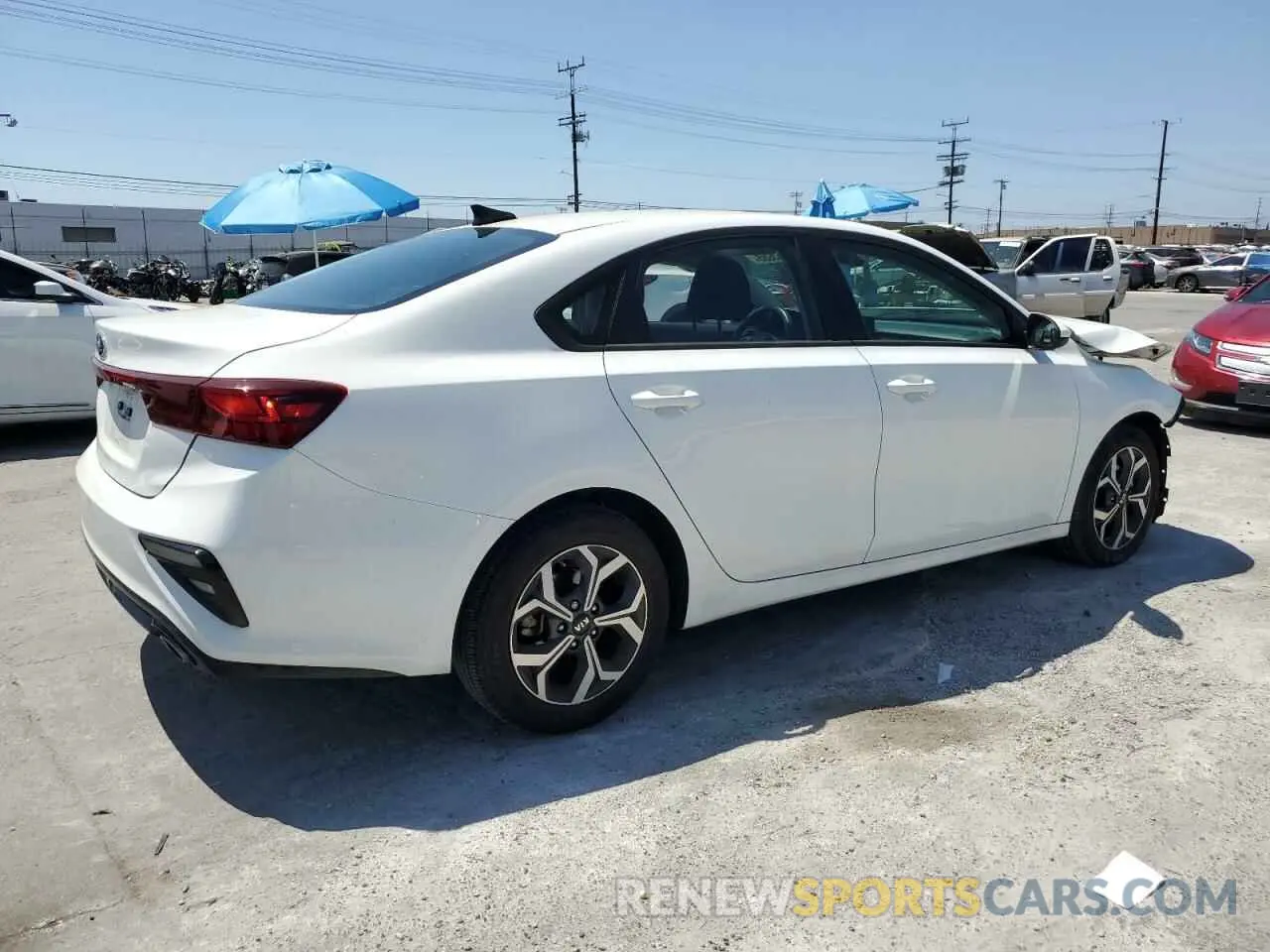 3 Photograph of a damaged car 3KPF24AD8ME364712 KIA FORTE 2021