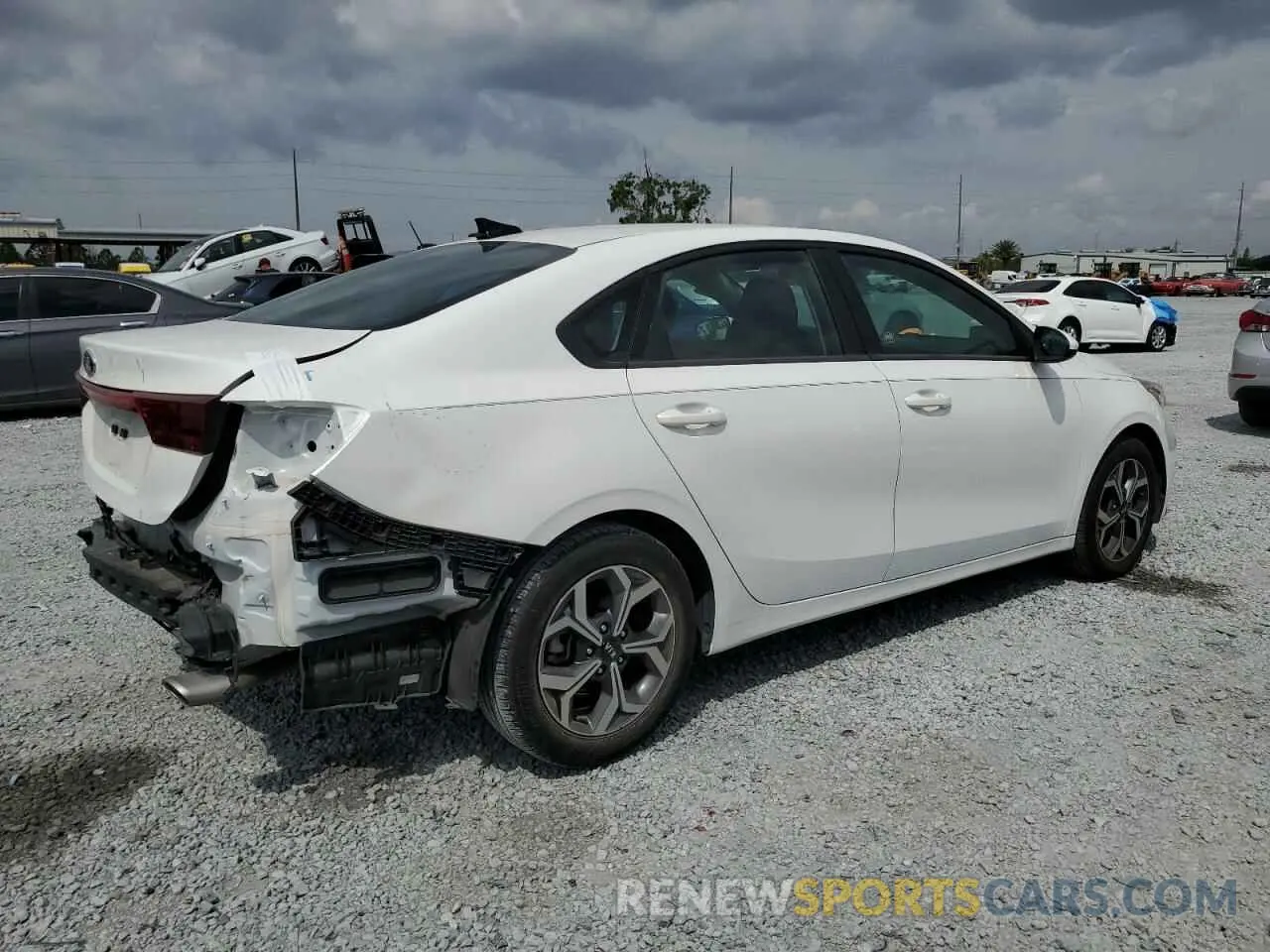 3 Photograph of a damaged car 3KPF24AD8ME369053 KIA FORTE 2021