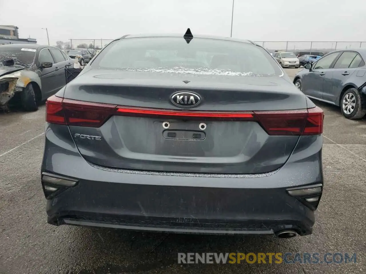 6 Photograph of a damaged car 3KPF24AD8ME377492 KIA FORTE 2021
