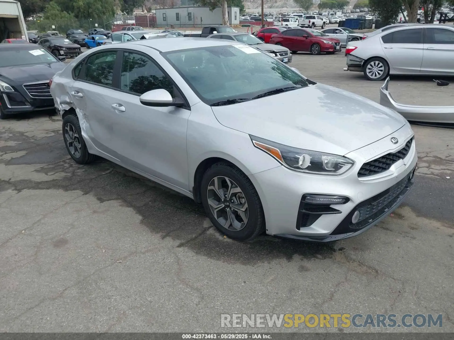 1 Photograph of a damaged car 3KPF24AD8ME387780 KIA FORTE 2021
