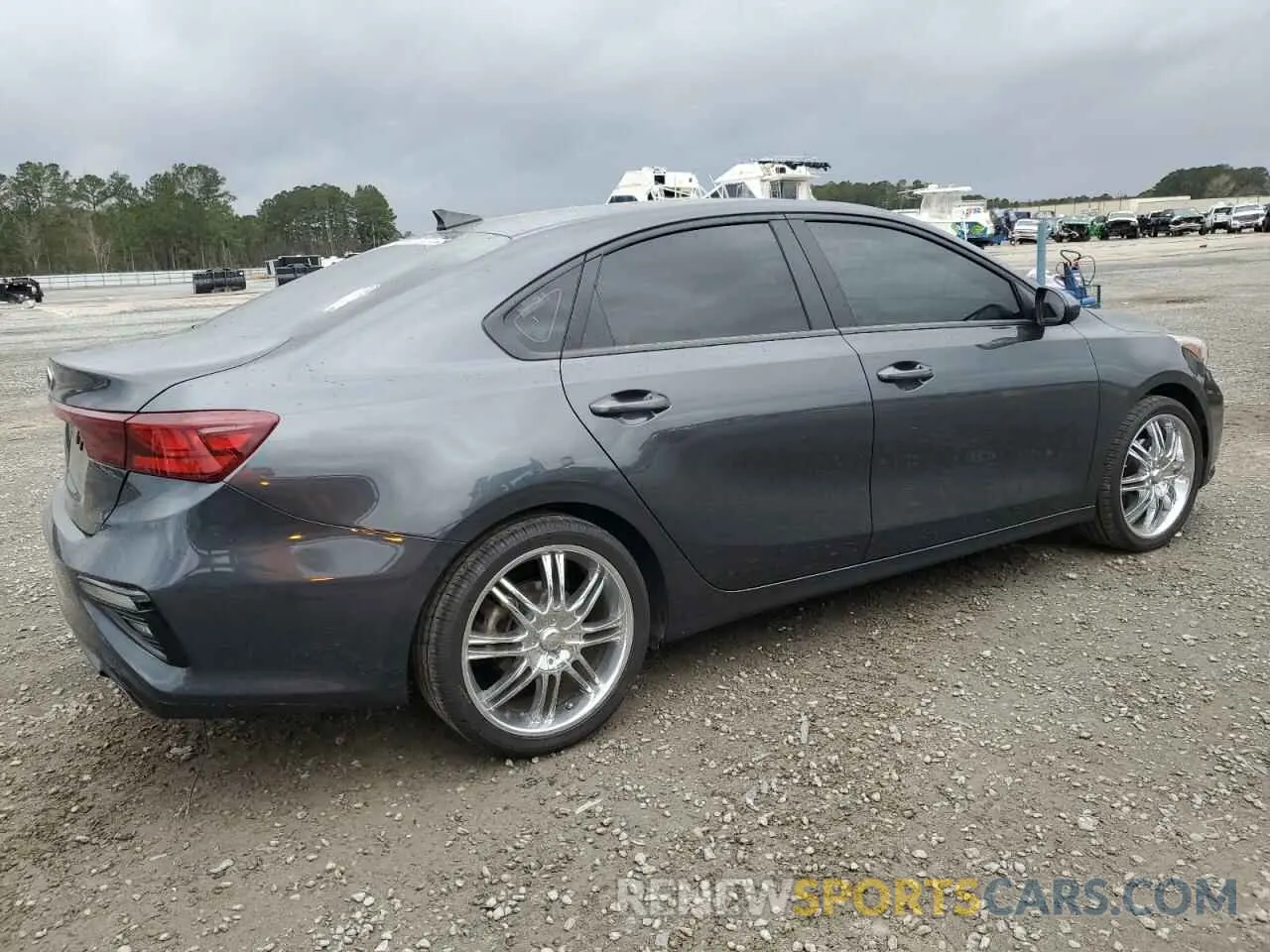 3 Photograph of a damaged car 3KPF24AD8ME387956 KIA FORTE 2021