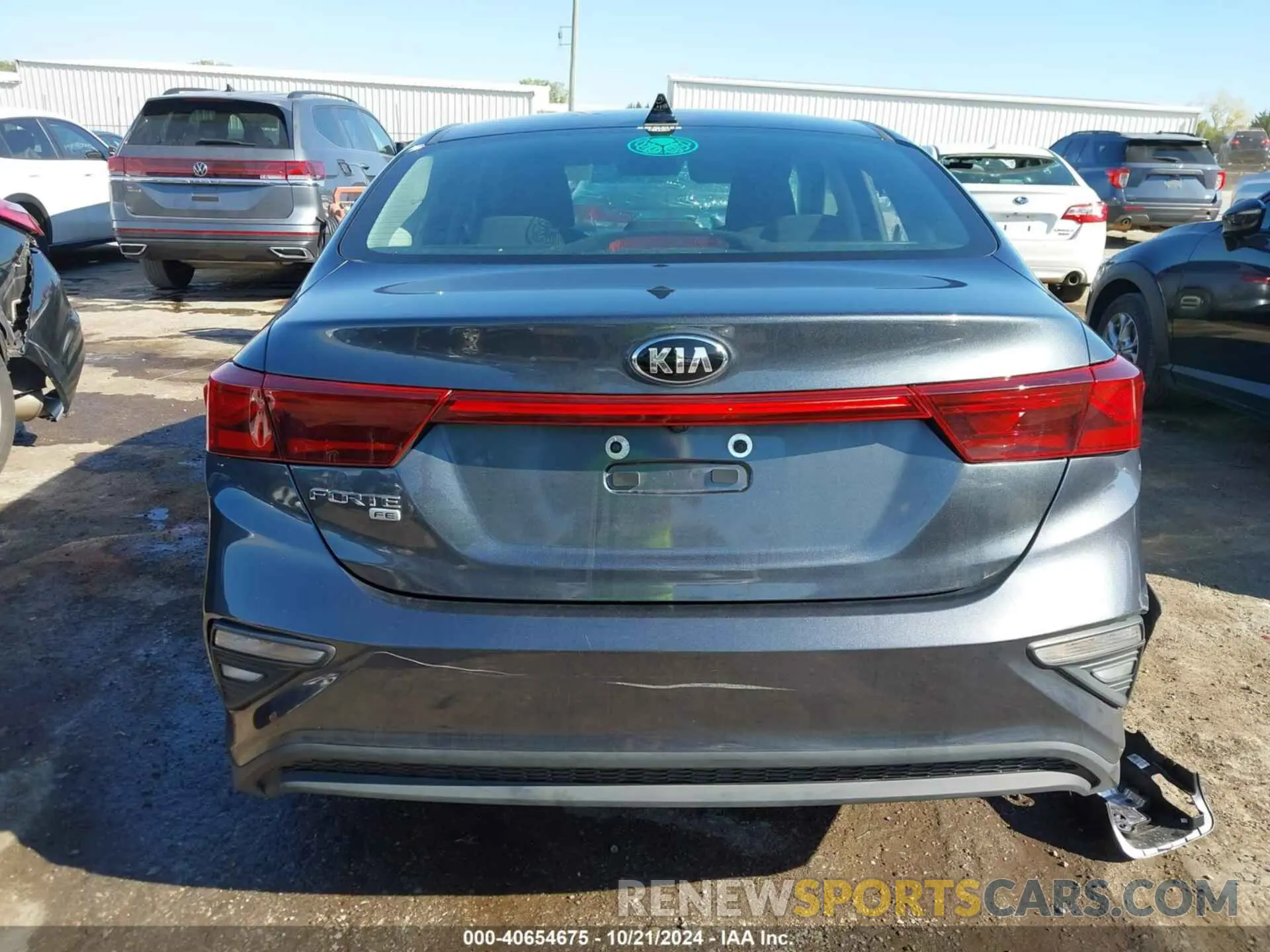 16 Photograph of a damaged car 3KPF24AD8ME402066 KIA FORTE 2021