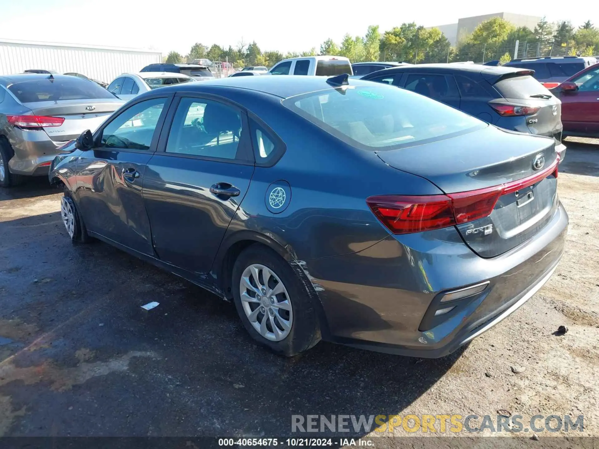 3 Photograph of a damaged car 3KPF24AD8ME402066 KIA FORTE 2021