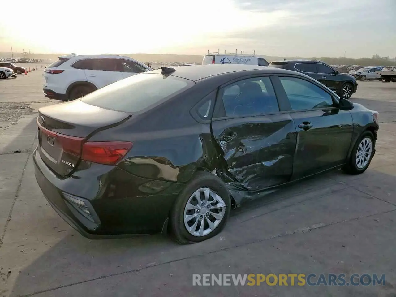 3 Photograph of a damaged car 3KPF24AD9ME291091 KIA FORTE 2021