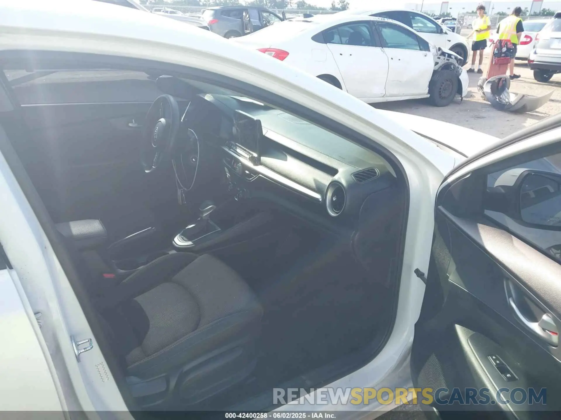 5 Photograph of a damaged car 3KPF24AD9ME304082 KIA FORTE 2021