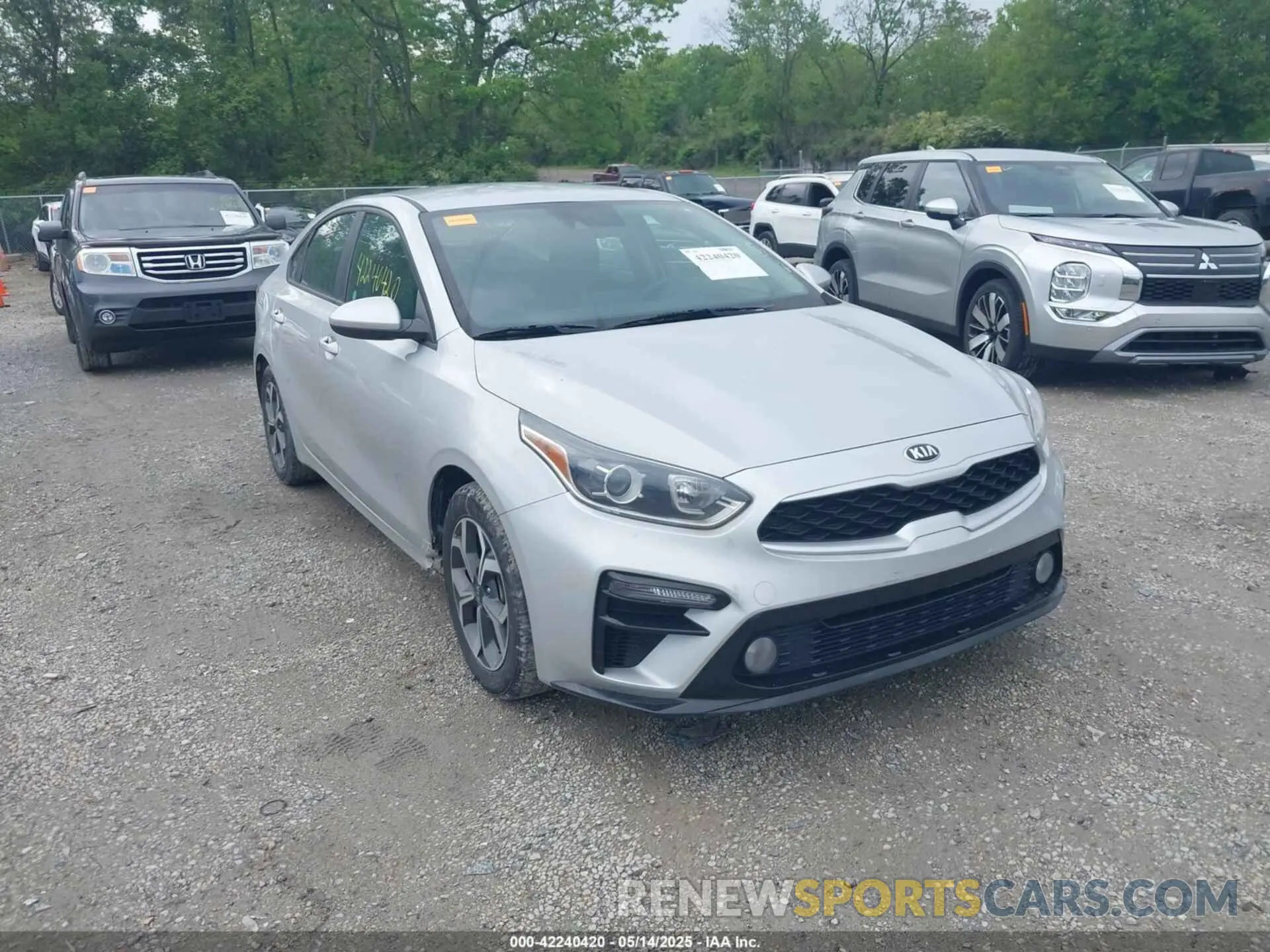 1 Photograph of a damaged car 3KPF24AD9ME305796 KIA FORTE 2021