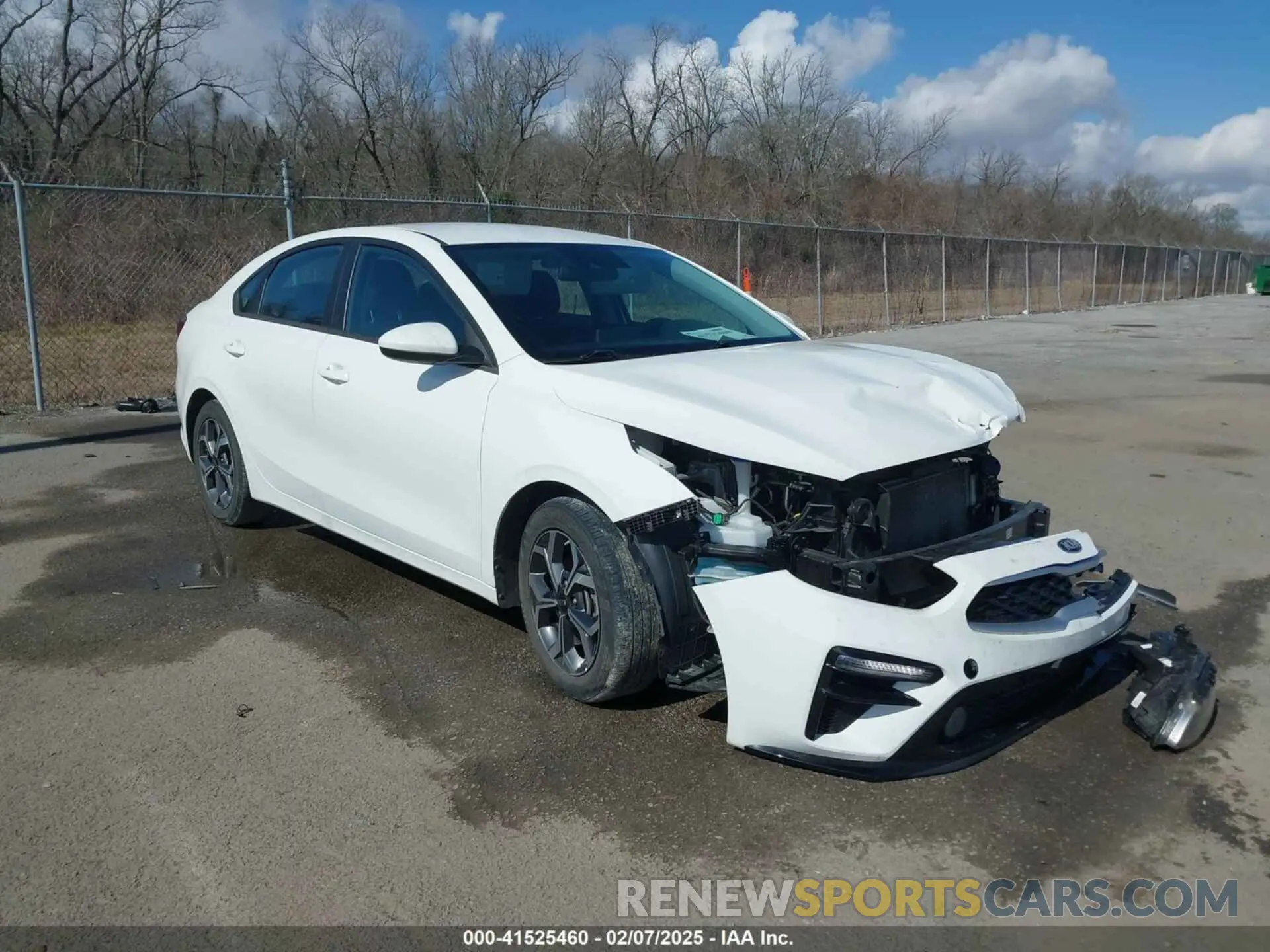 1 Photograph of a damaged car 3KPF24AD9ME312375 KIA FORTE 2021