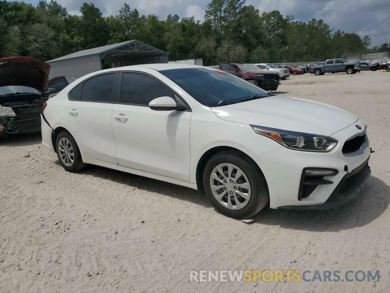 4 Photograph of a damaged car 3KPF24AD9ME323229 KIA FORTE 2021