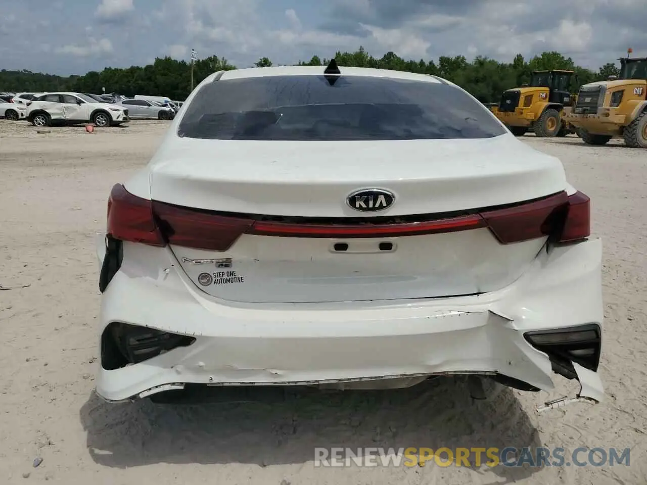 6 Photograph of a damaged car 3KPF24AD9ME323229 KIA FORTE 2021