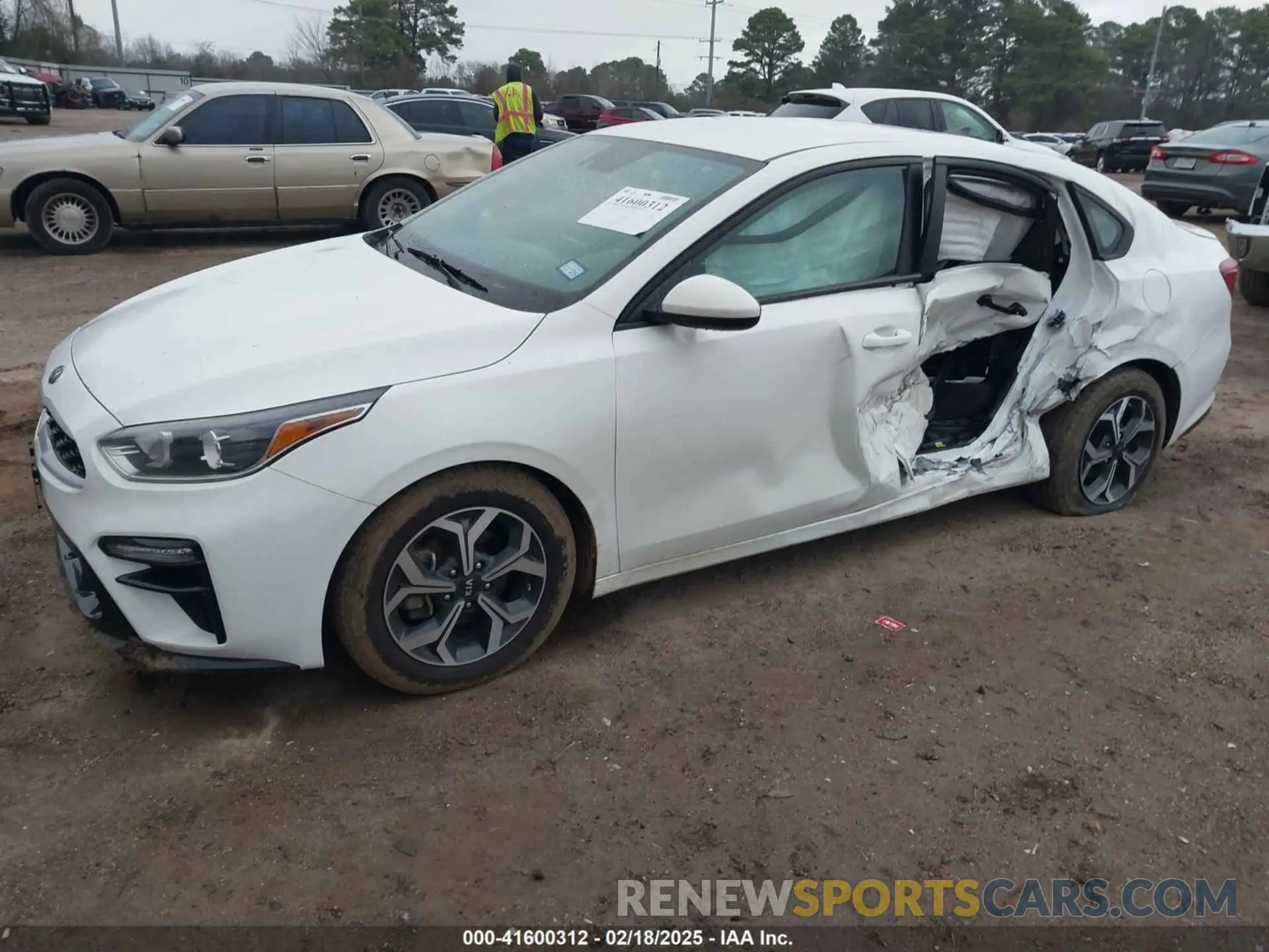2 Photograph of a damaged car 3KPF24AD9ME329578 KIA FORTE 2021