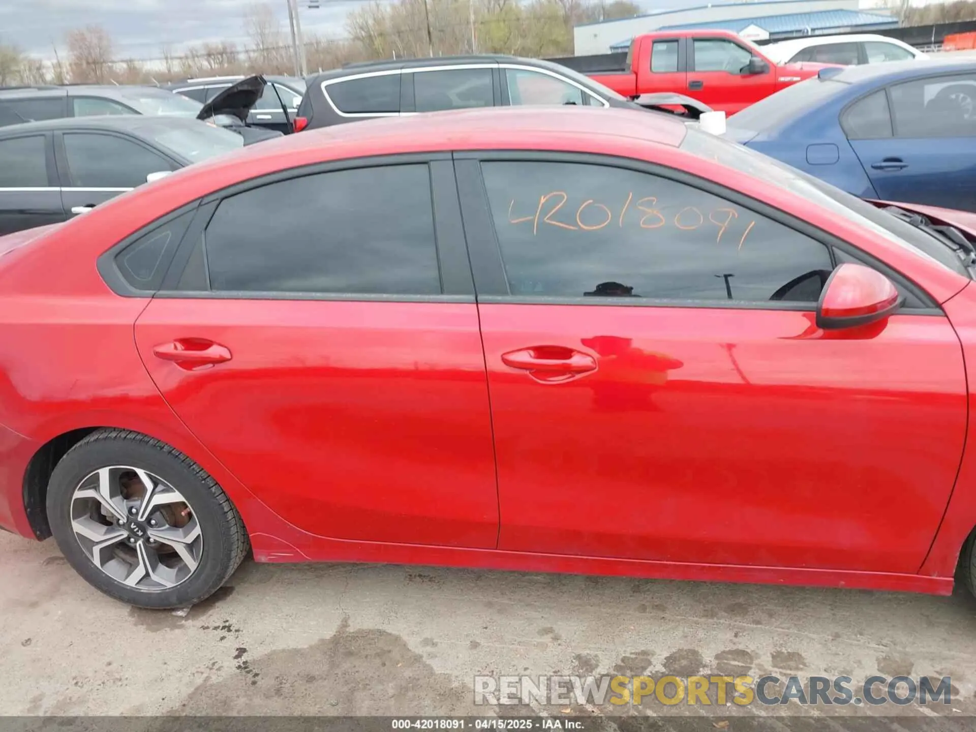 14 Photograph of a damaged car 3KPF24AD9ME338197 KIA FORTE 2021
