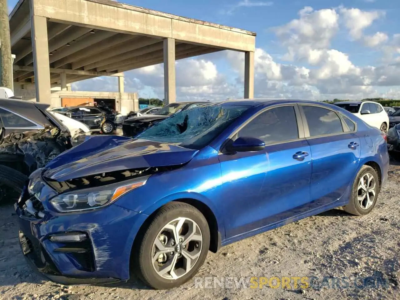 1 Photograph of a damaged car 3KPF24AD9ME341360 KIA FORTE 2021
