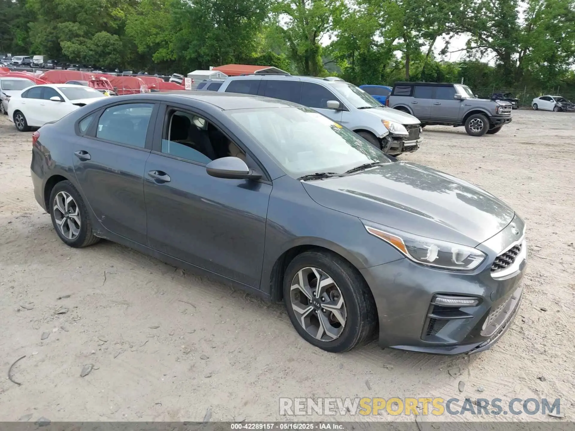 1 Photograph of a damaged car 3KPF24AD9ME347076 KIA FORTE 2021