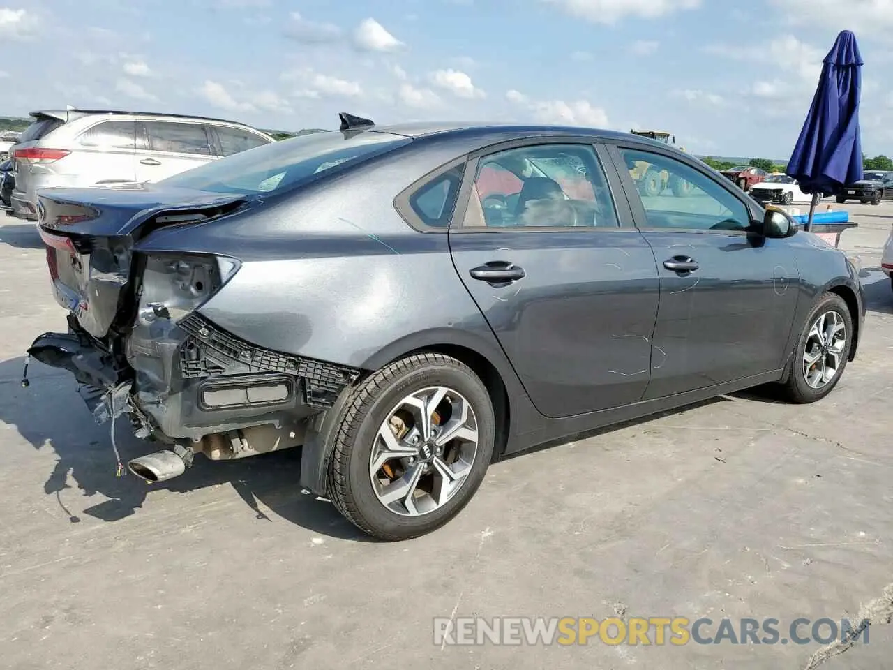 3 Photograph of a damaged car 3KPF24AD9ME376318 KIA FORTE 2021