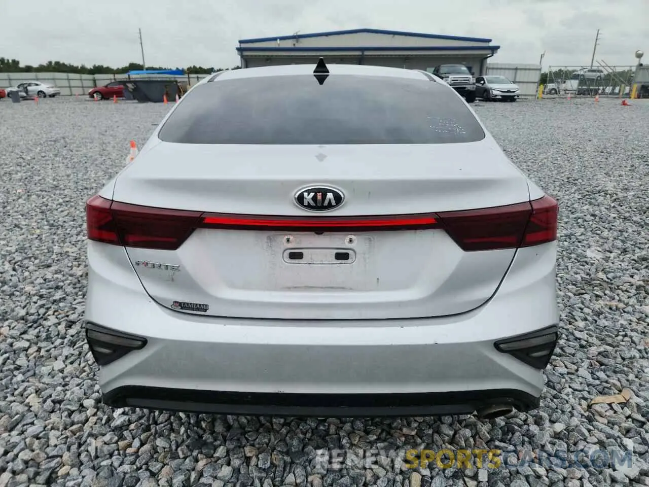 6 Photograph of a damaged car 3KPF24ADXME291844 KIA FORTE 2021