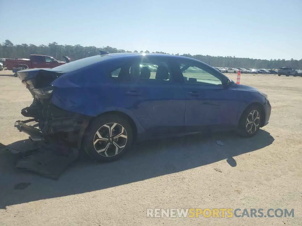 3 Photograph of a damaged car 3KPF24ADXME292556 KIA FORTE 2021