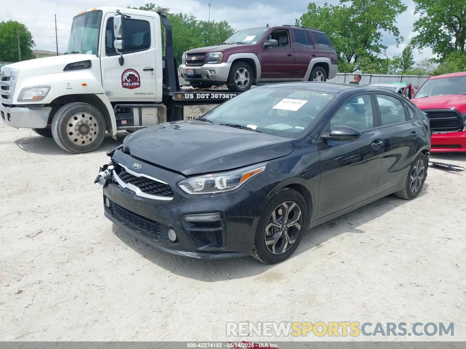 2 Photograph of a damaged car 3KPF24ADXME297496 KIA FORTE 2021