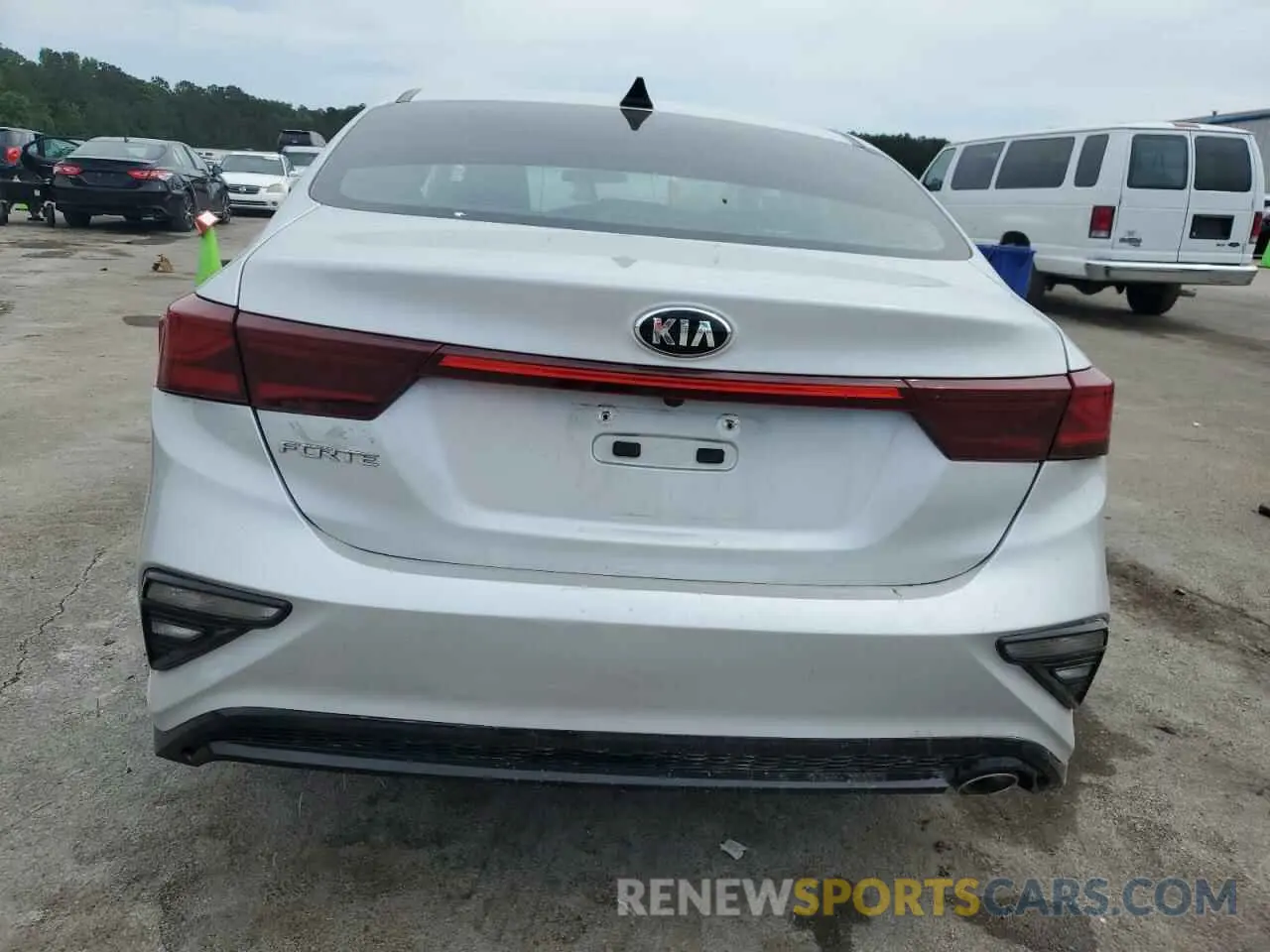 6 Photograph of a damaged car 3KPF24ADXME310120 KIA FORTE 2021