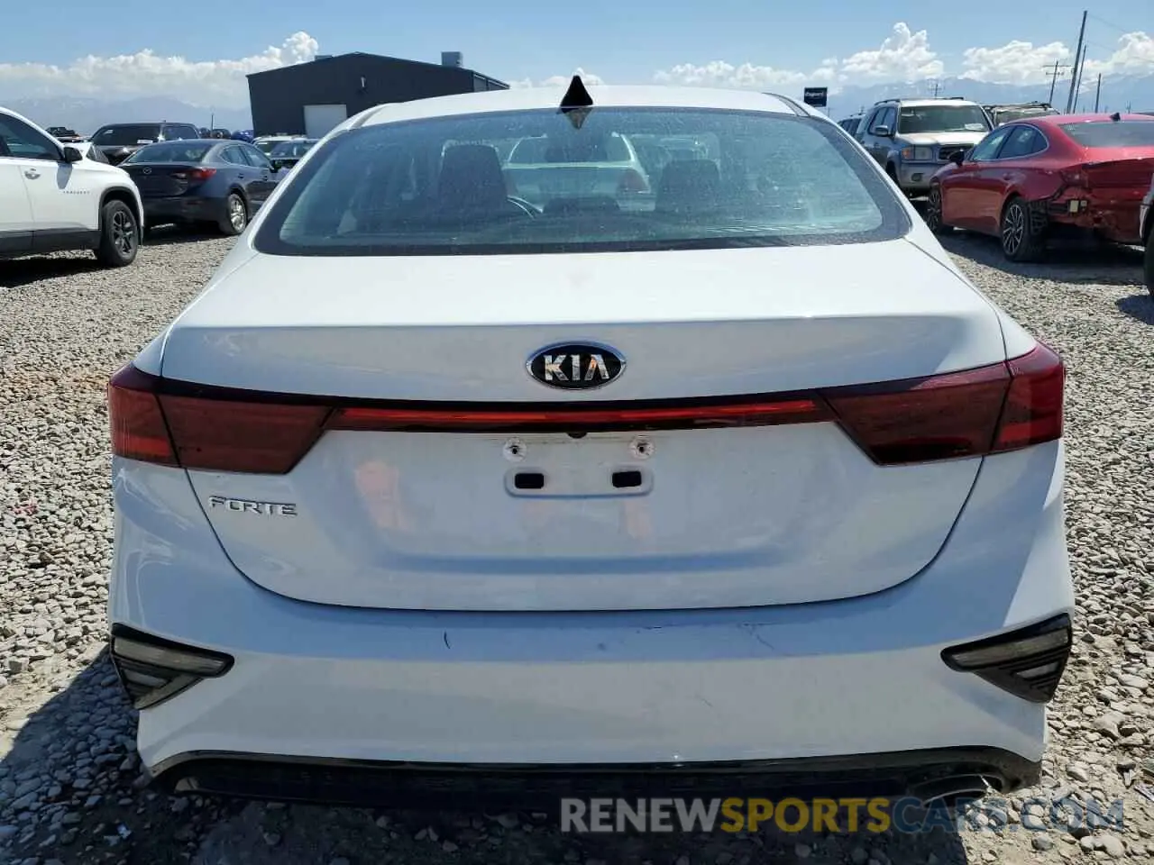 6 Photograph of a damaged car 3KPF24ADXME313406 KIA FORTE 2021