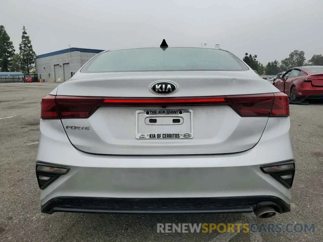6 Photograph of a damaged car 3KPF24ADXME315673 KIA FORTE 2021
