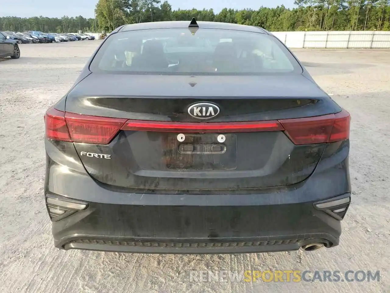 6 Photograph of a damaged car 3KPF24ADXME318041 KIA FORTE 2021