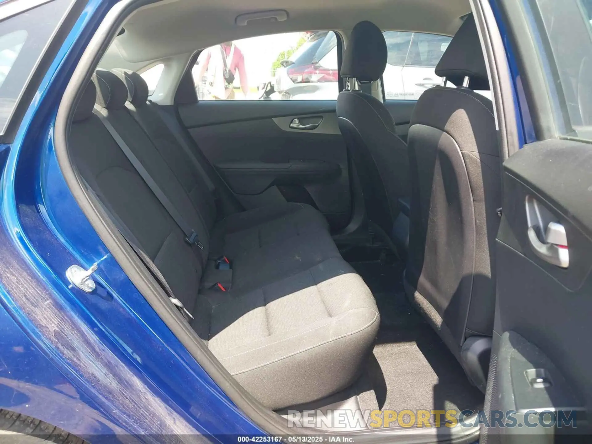 8 Photograph of a damaged car 3KPF24ADXME344784 KIA FORTE 2021