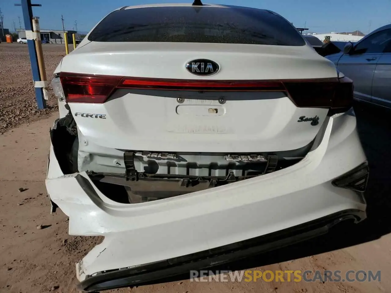6 Photograph of a damaged car 3KPF24ADXME407849 KIA FORTE 2021