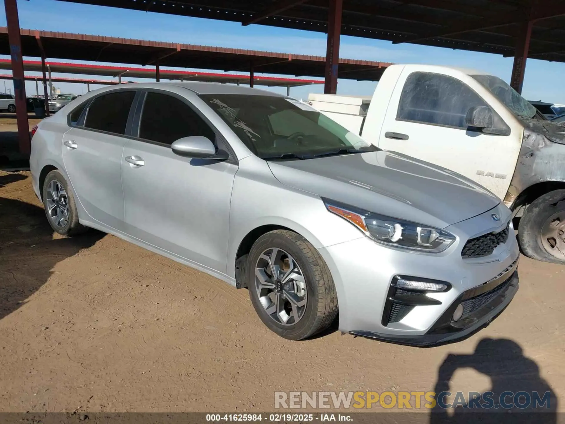 1 Photograph of a damaged car 3KPF24ADXME414011 KIA FORTE 2021