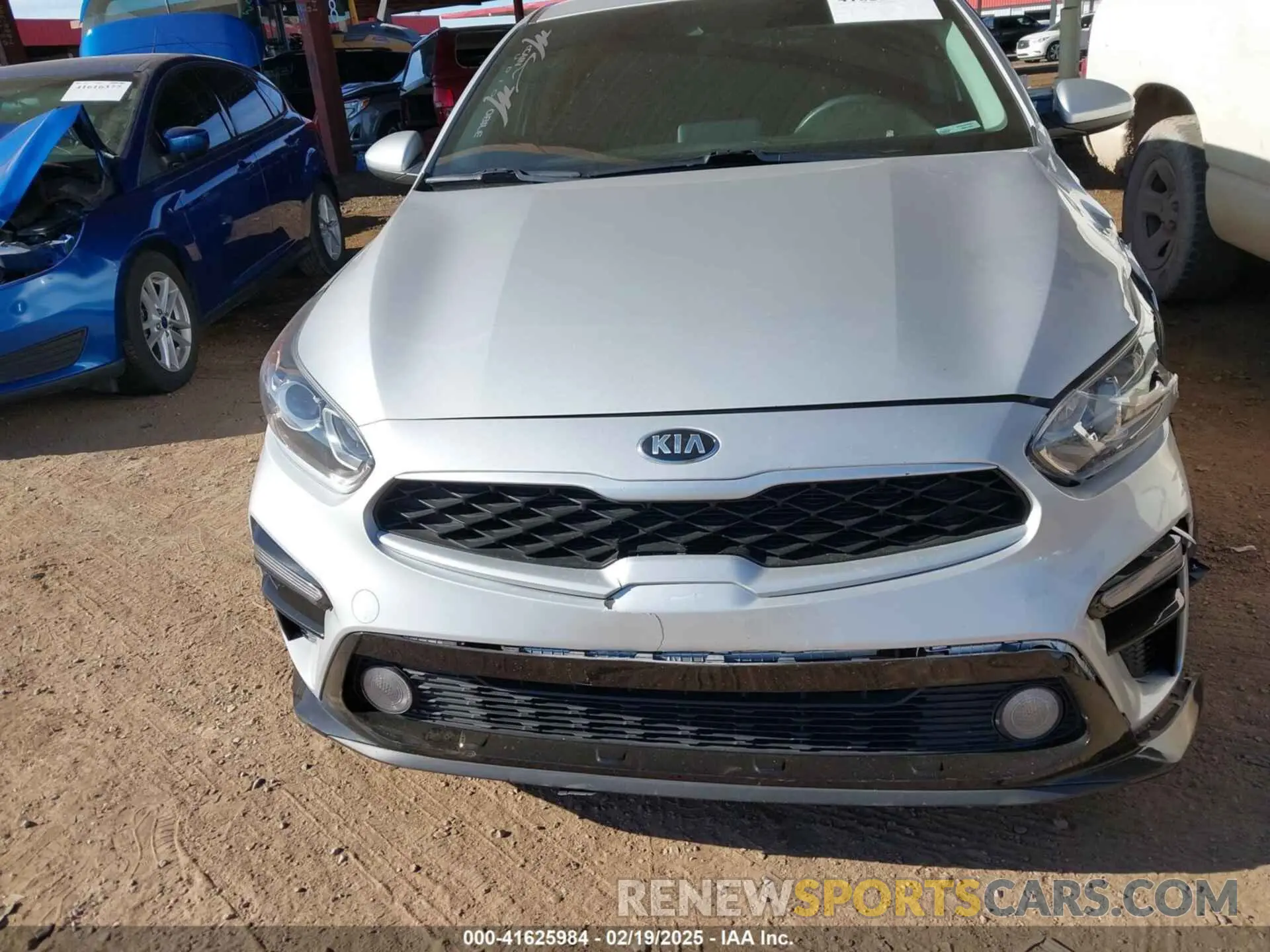 12 Photograph of a damaged car 3KPF24ADXME414011 KIA FORTE 2021
